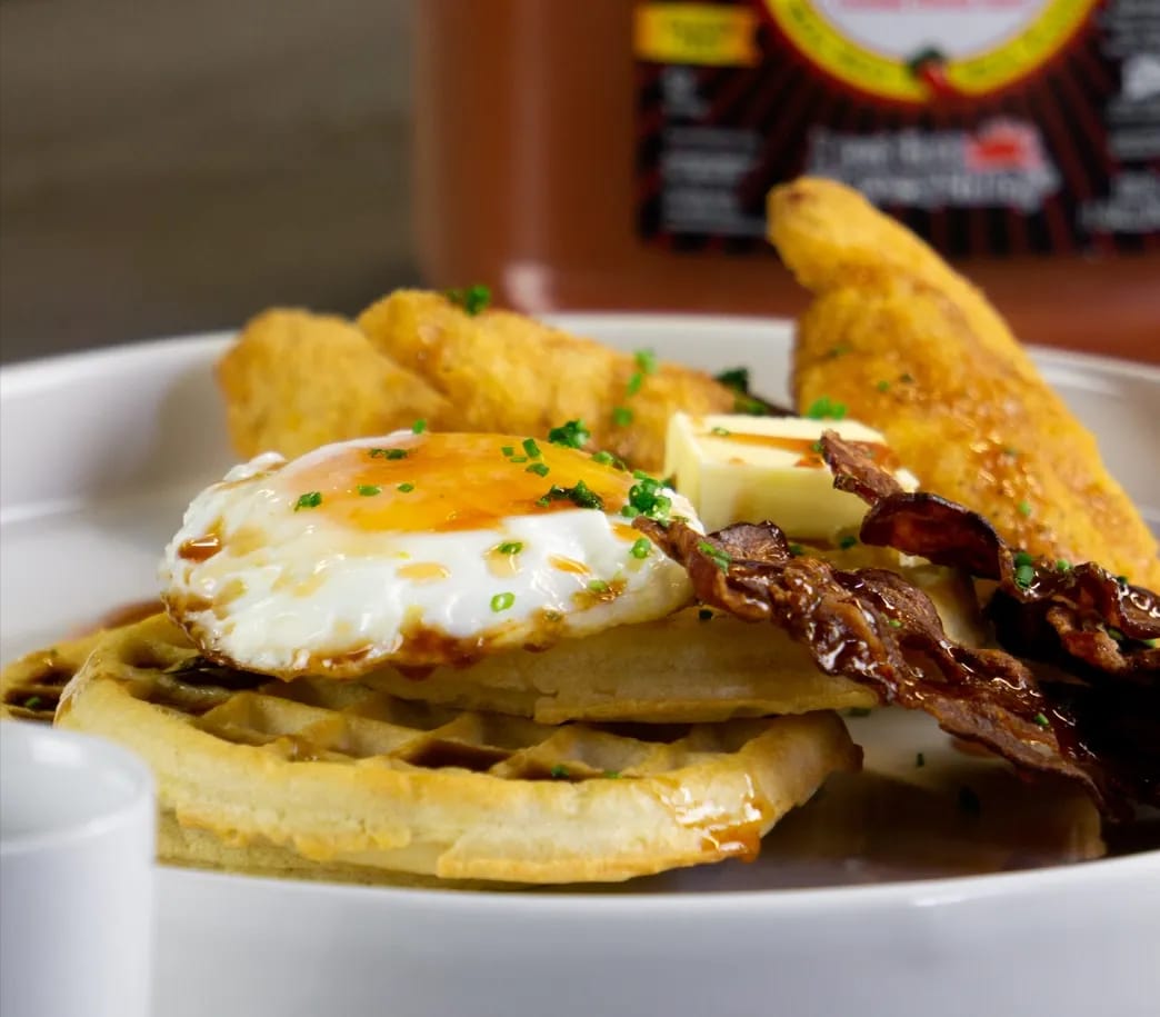 Chicken & Waffles con miel Xtra Hot